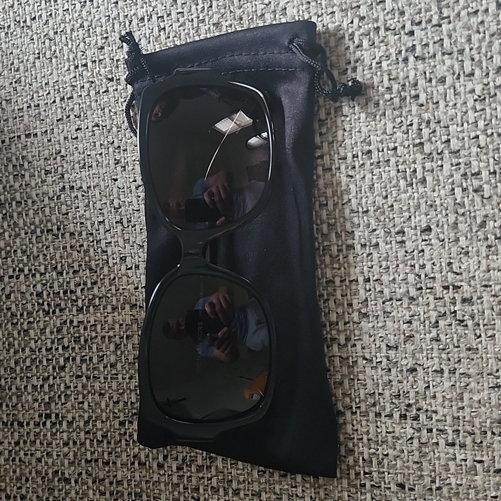Micheal kors sunglasses